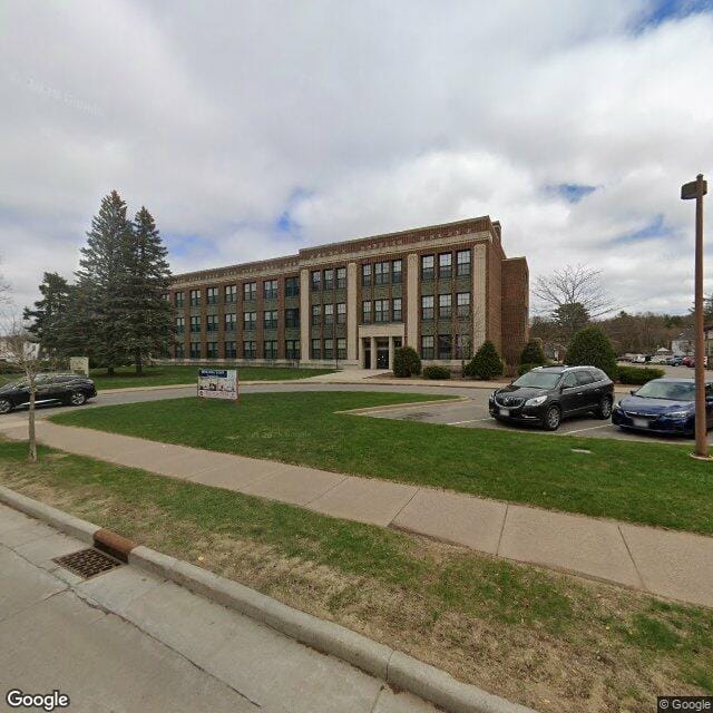 Photo of EAST HIGH APTS