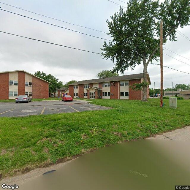 Photo of MAPLE RIDGE APTS