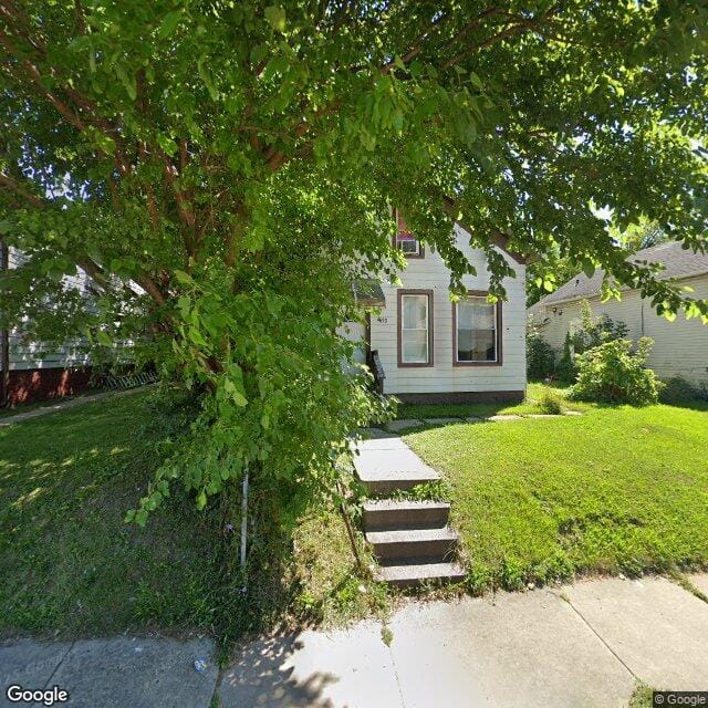 Photo of 623 N MEMORIAL DR