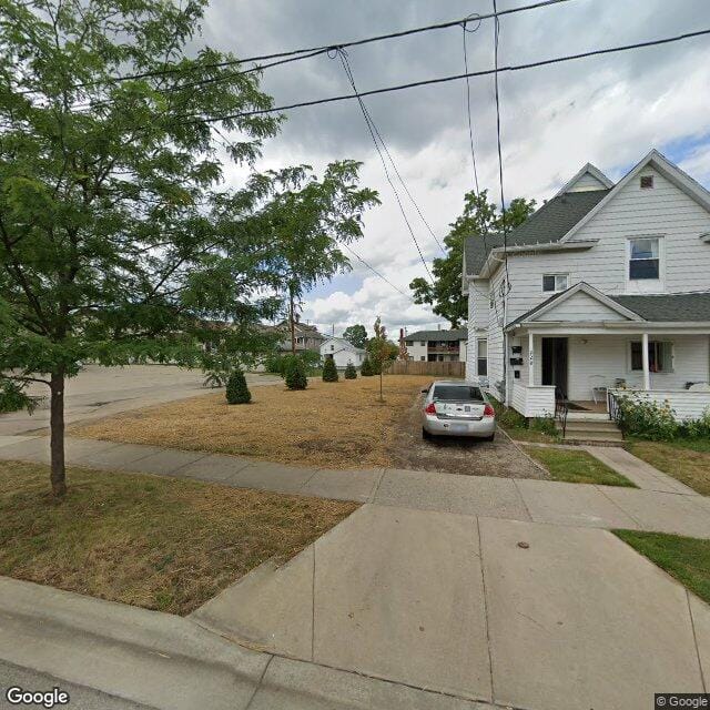 Photo of 230 W WESLEY ST
