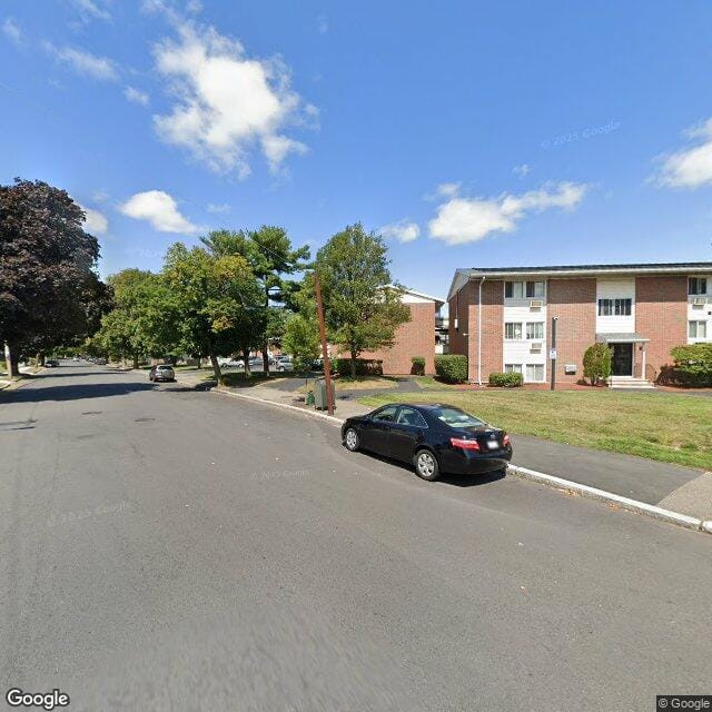 Photo of BOWDOIN APTS