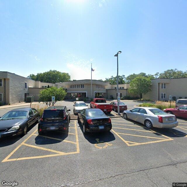 Photo of COLLIER GARDEN APTS