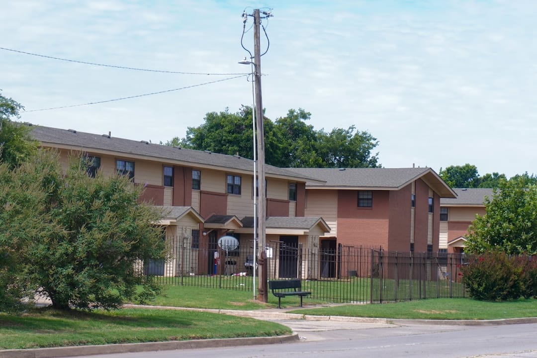 Photo of Ambassador Courts