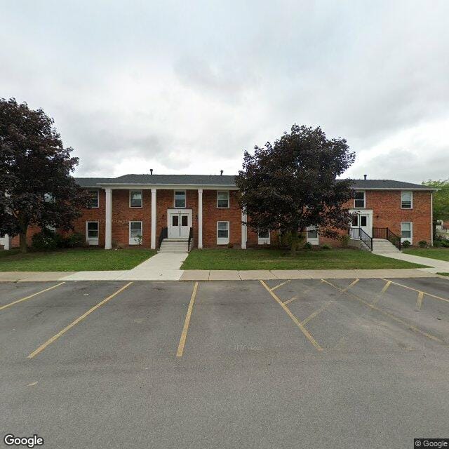 Photo of SUTTON PLACE APTS