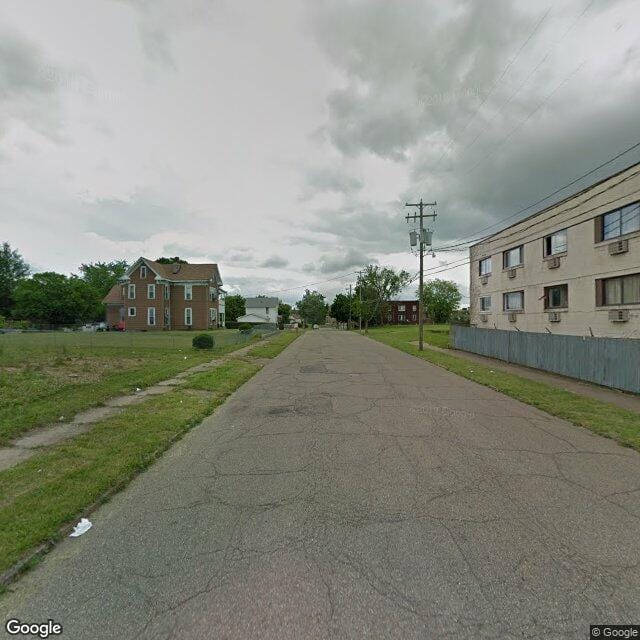 Photo of Newton Family Apartments