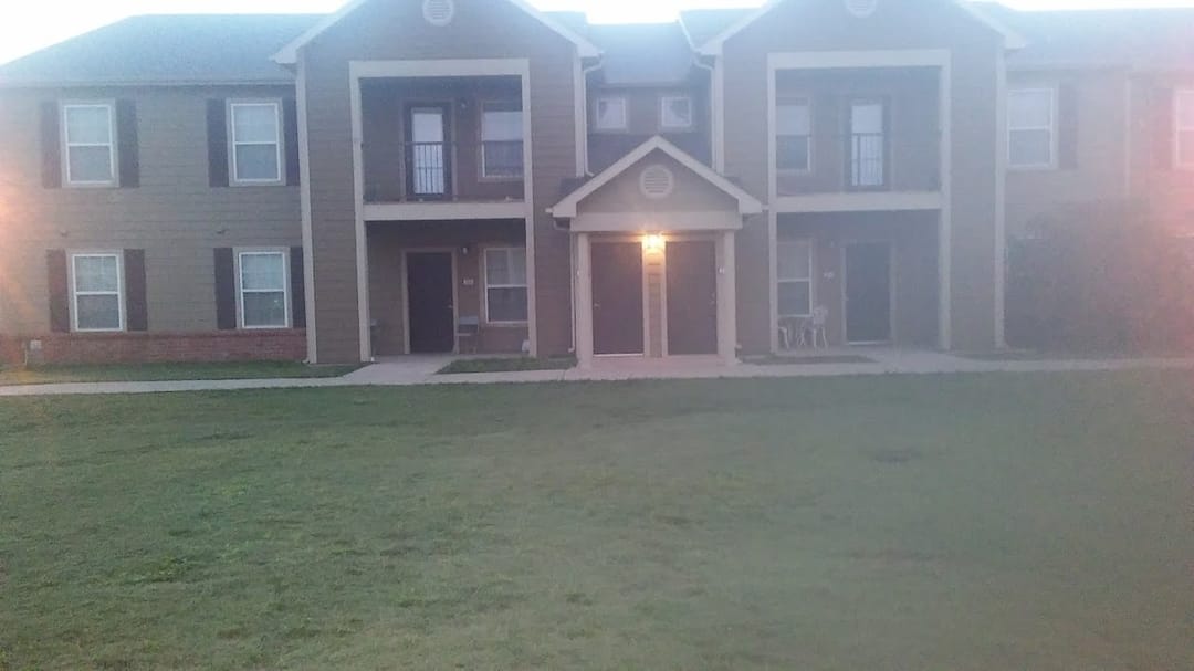 Photo of Deer Creek Apartments
