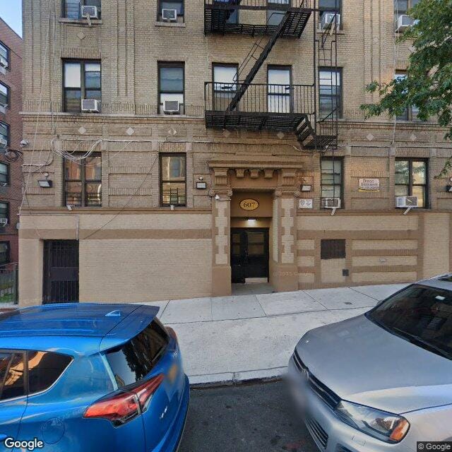 Photo of 607 E 139th St