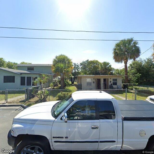 Photo of 433 Se Lake St