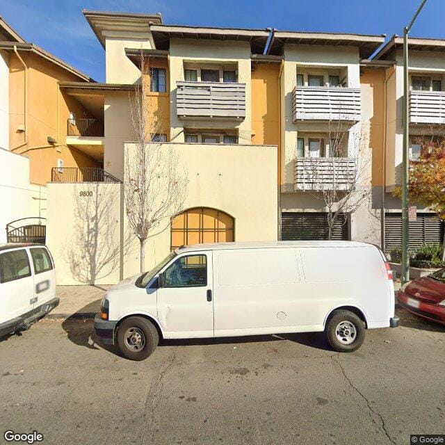 Photo of MacArthur Apartments