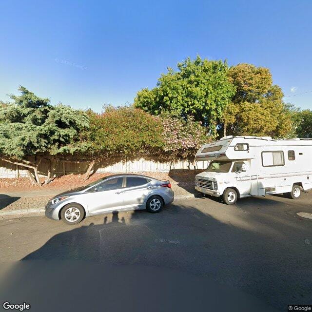 Photo of RAINTREE APTS