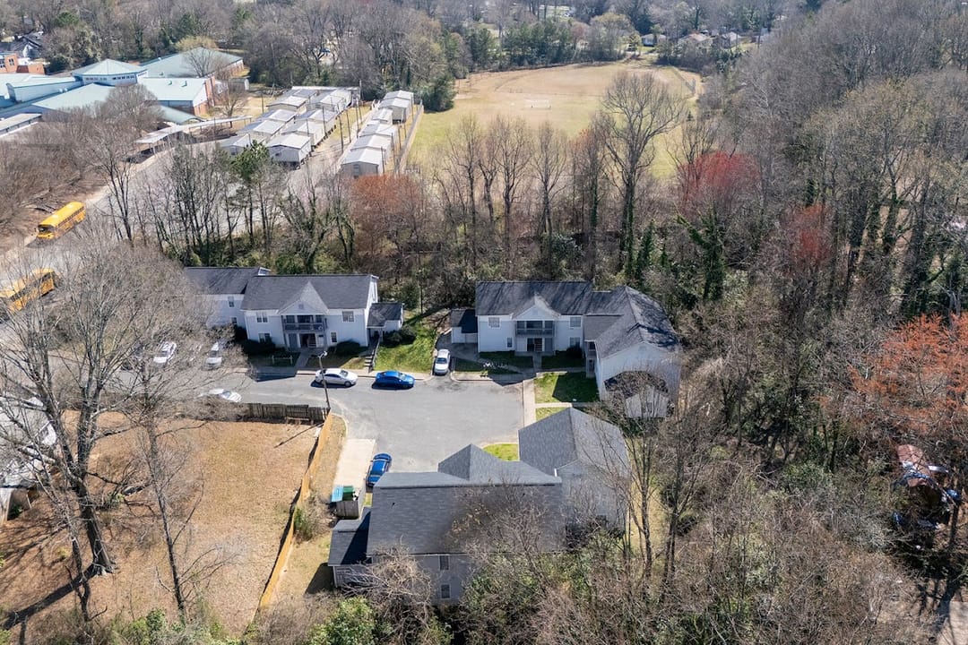 Photo of Saratoga Park Apartments