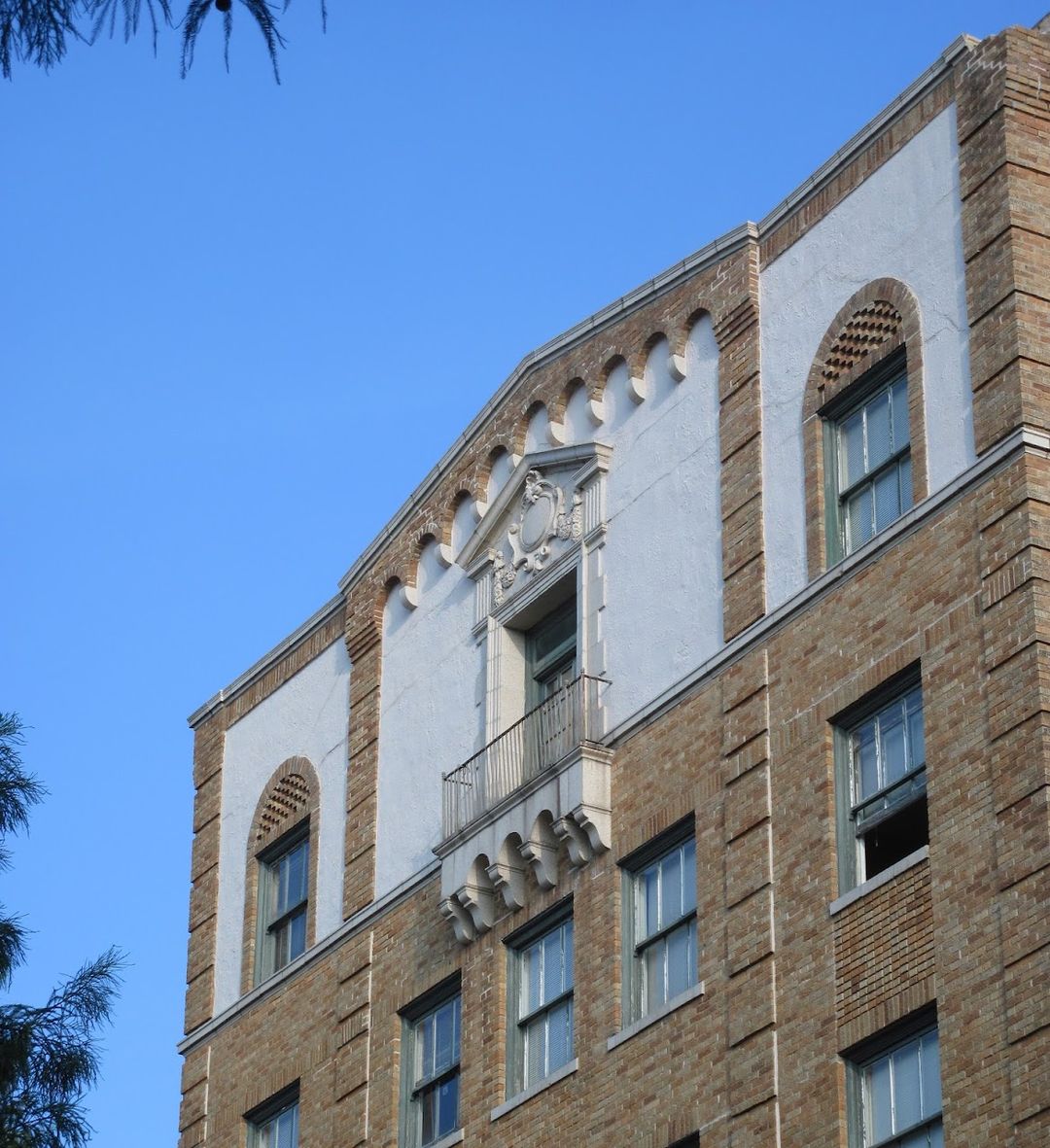 Photo of Evangeline Apartments