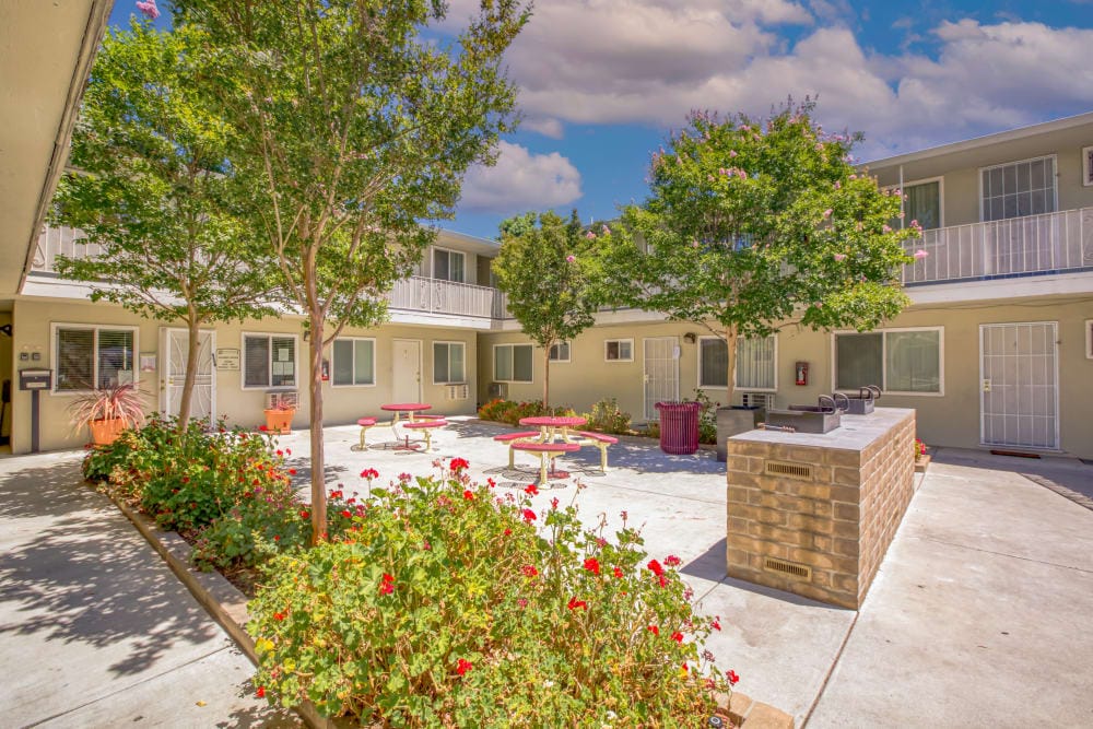 Photo of David Avenue Apartments