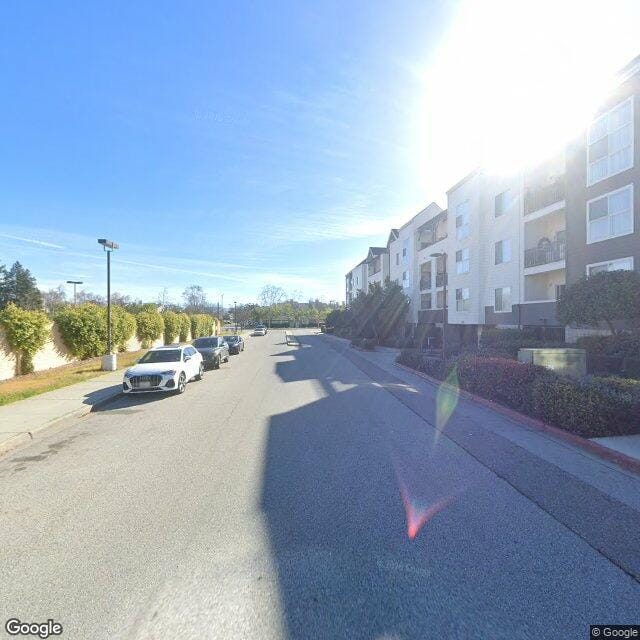Photo of ALMADEN LAKE VILLAGE APTS