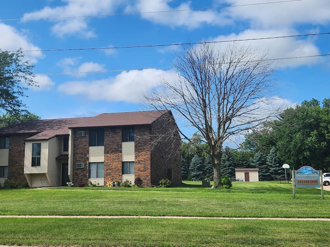 Photo of Falcon Crest Village Apartments