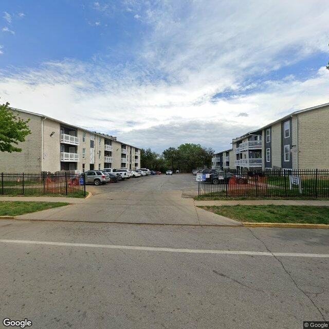 Photo of Fox Run Apartments