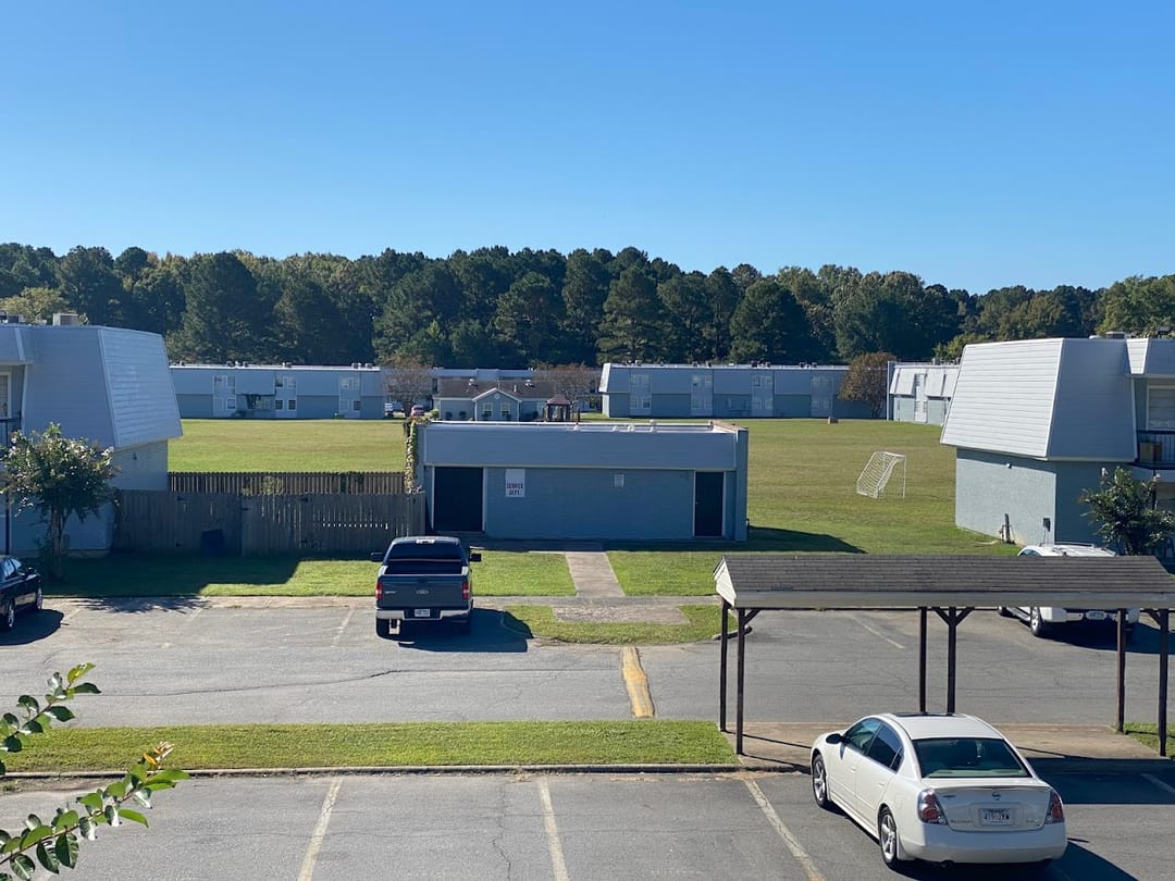 Photo of University & Mabelvale Pike Area