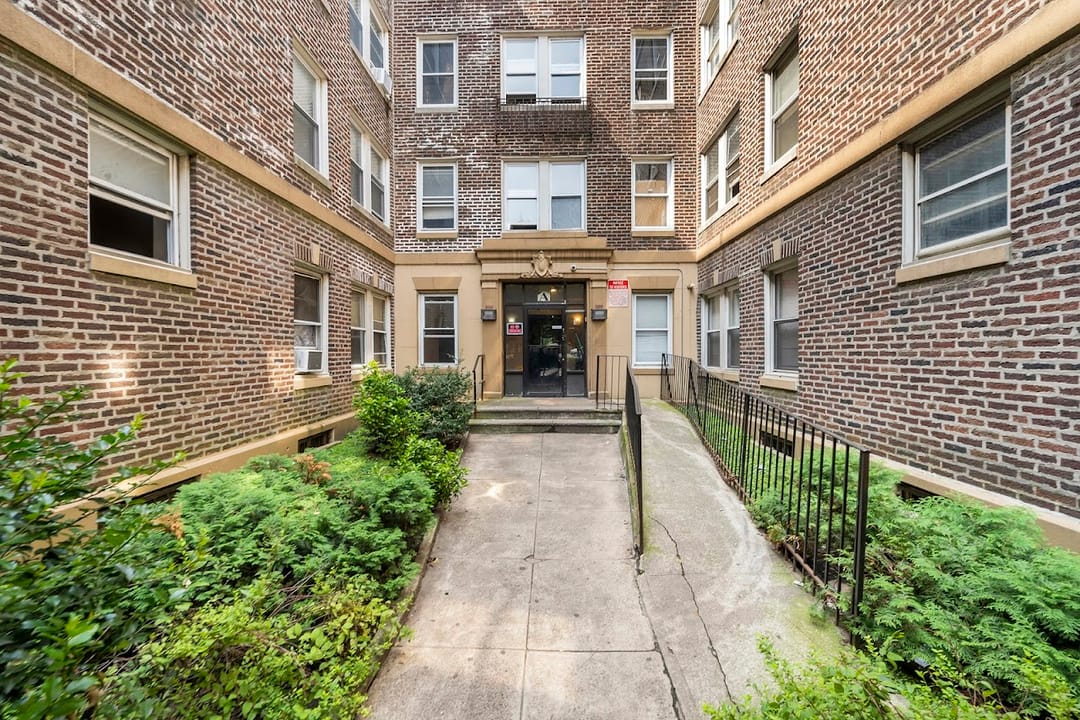 Photo of Avondale Apartments