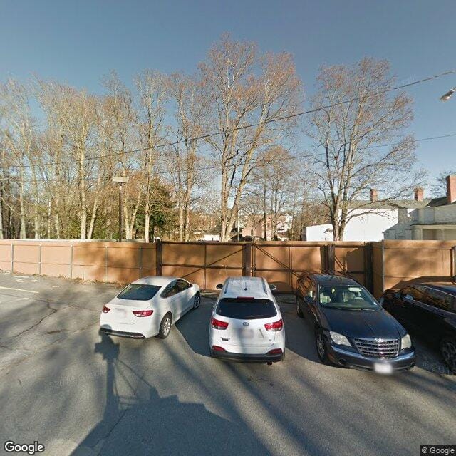 Photo of 733 Broadway St