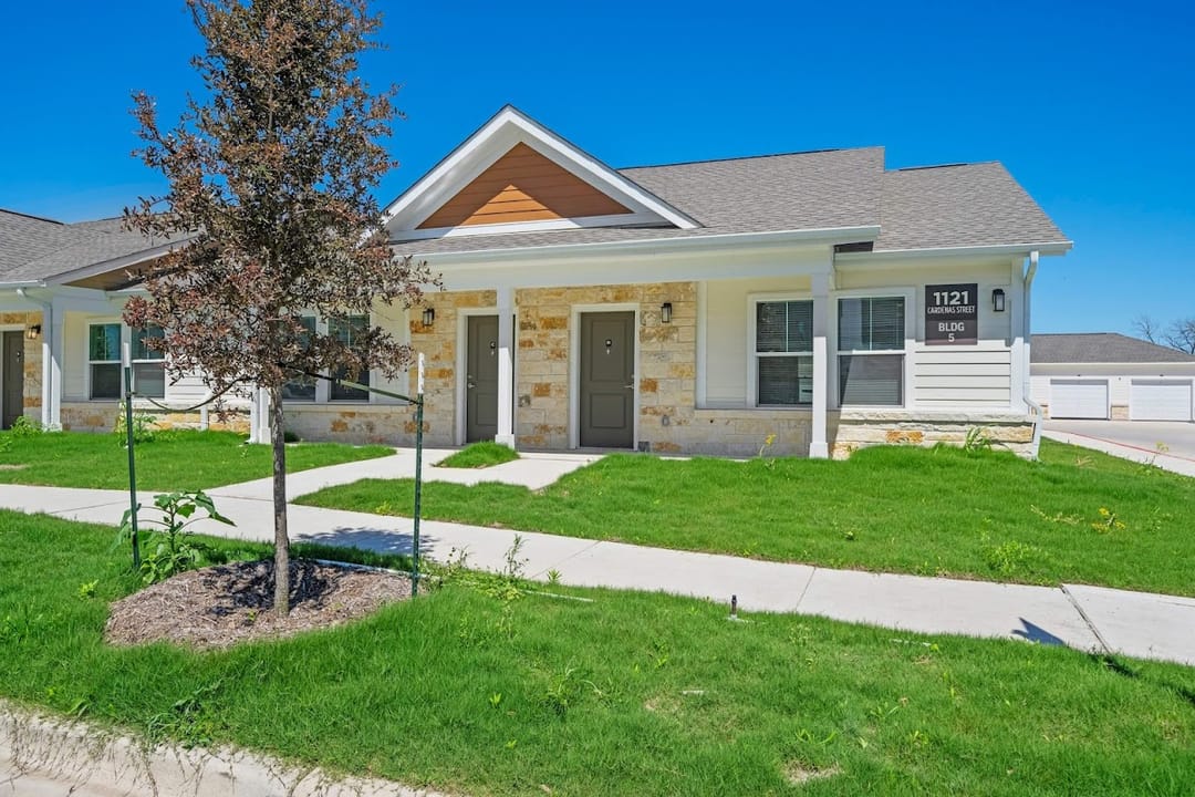 Photo of Legacy Square Apartments