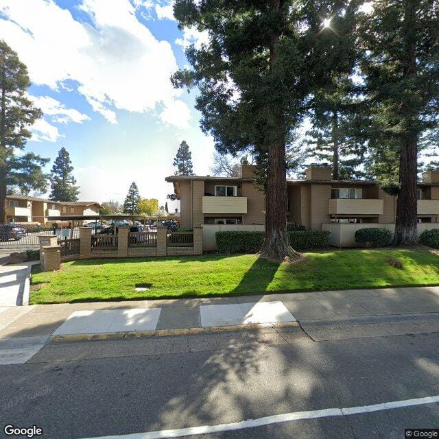 Photo of THE CASCADES APTS