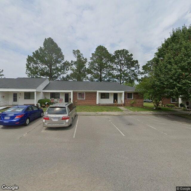 Photo of SNOW HILL GREEN APTS