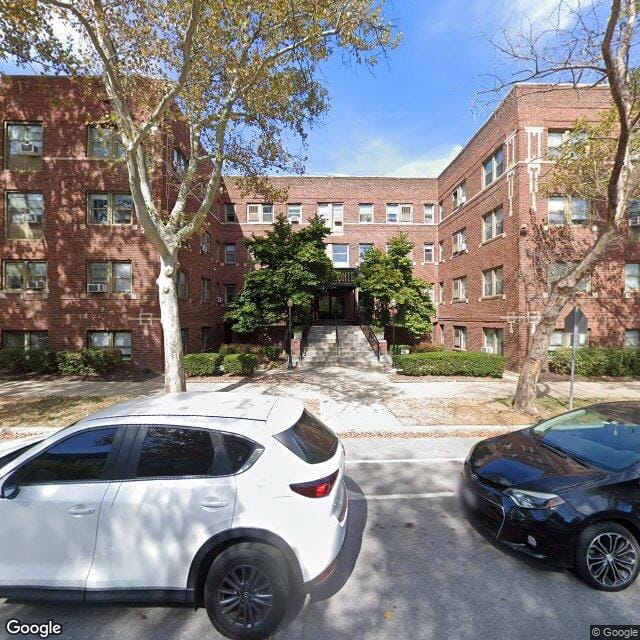 Photo of 200-212 W ARMOUR BLVD