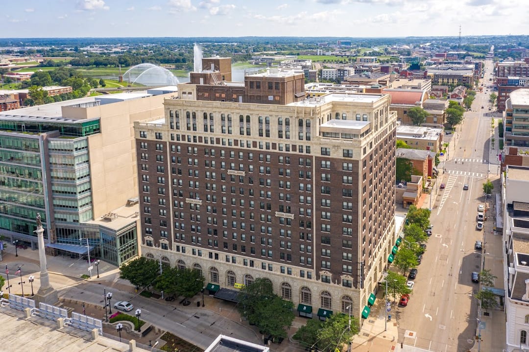 Photo of Biltmore Towers - Senior Living