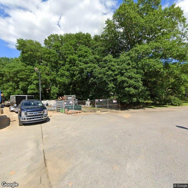 Photo of RIVERS EDGE APTS