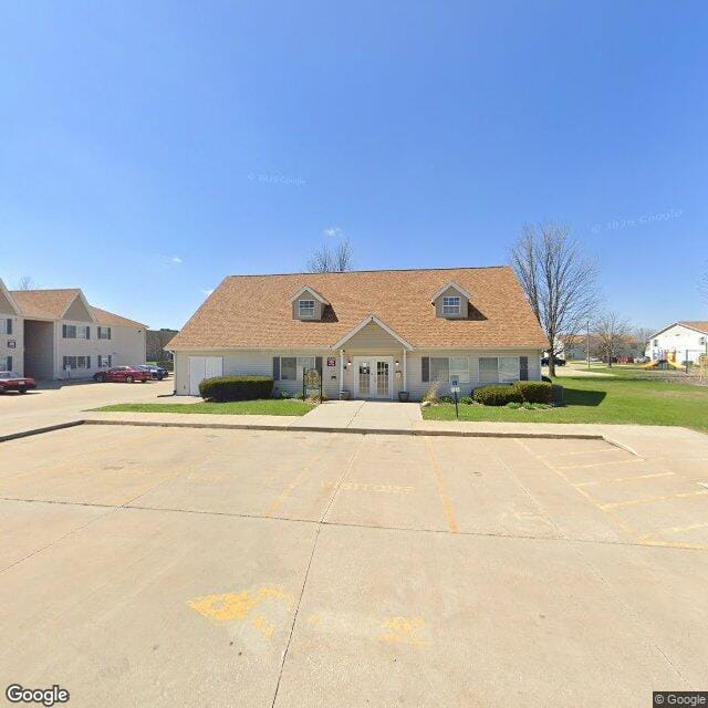 Photo of HOLLOW TREE APTS