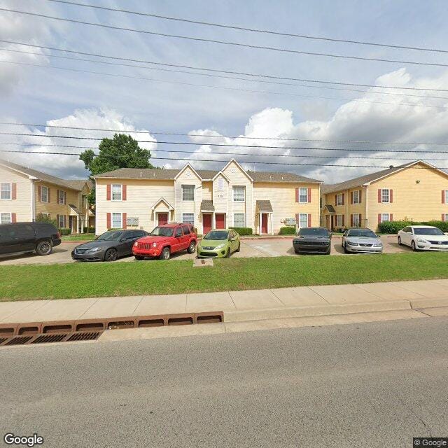 Photo of SAVANNAH POINTE APTS