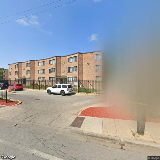 Photo of PARKWAY GARDENS APTS