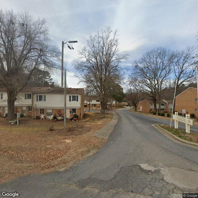 Photo of BROOKWOOD APTS