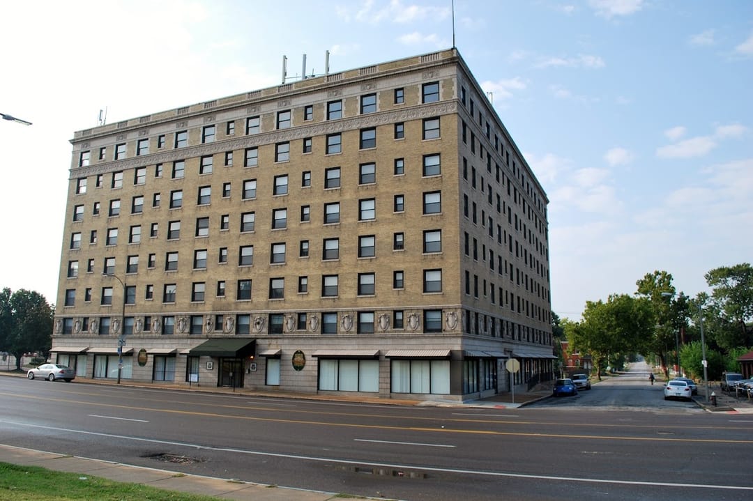 Photo of Fairgrounds Park Place Apartments