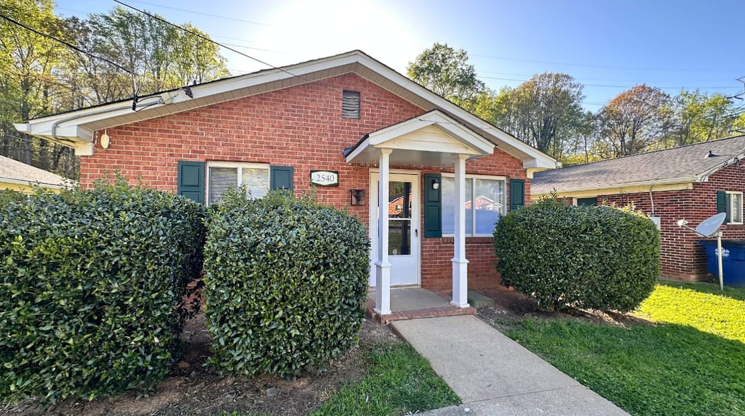 Photo of LaDeara Crest Apartments