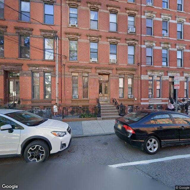 Photo of 203 8th St