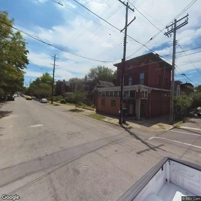 Photo of SIXTH AND OAK APARTMENTS