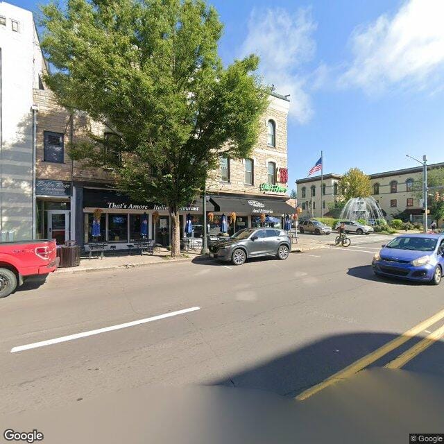 Photo of 105 W Main St