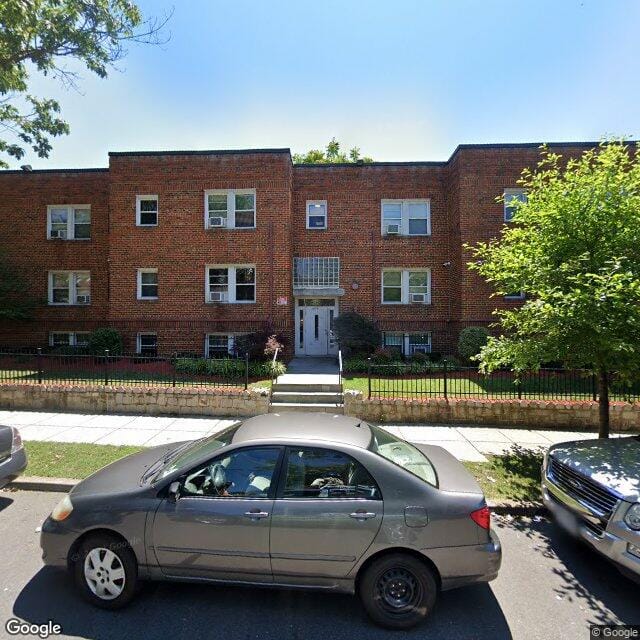 Photo of 1820 Fort Davis St SE