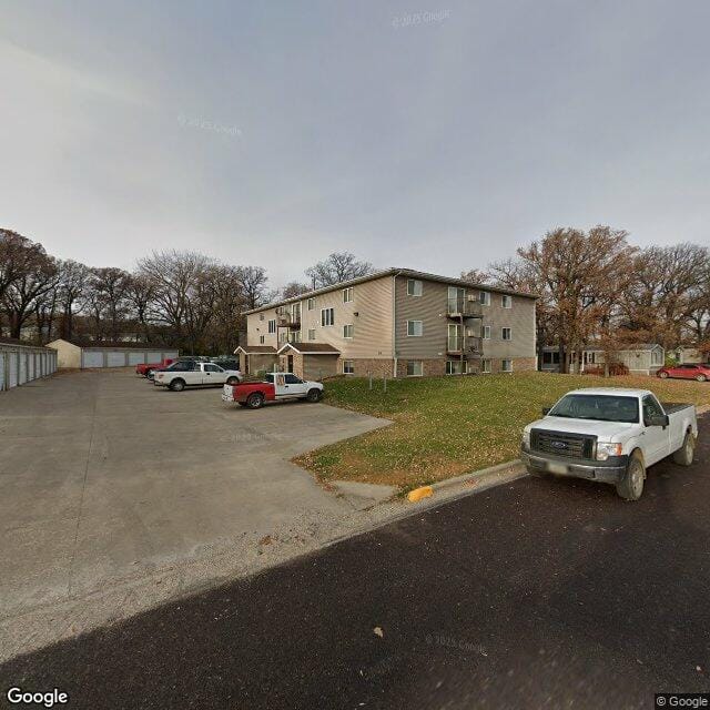 Photo of Oakwood Apartments