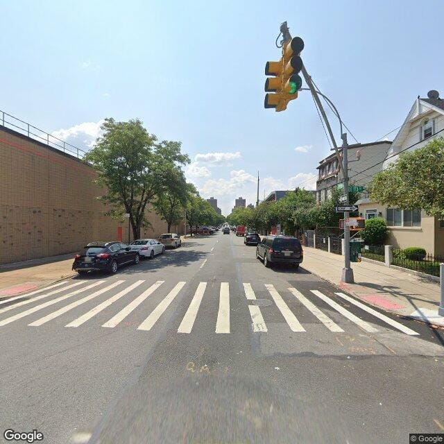 Photo of WASHINGTON AVENUE APTS
