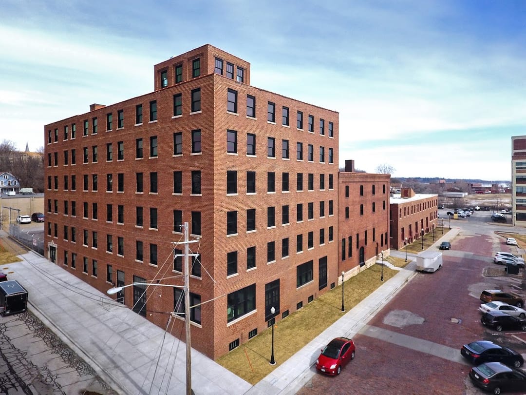 Photo of Hiller Building