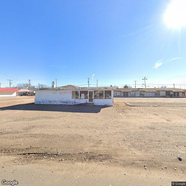 Photo of 703 W Broadway St