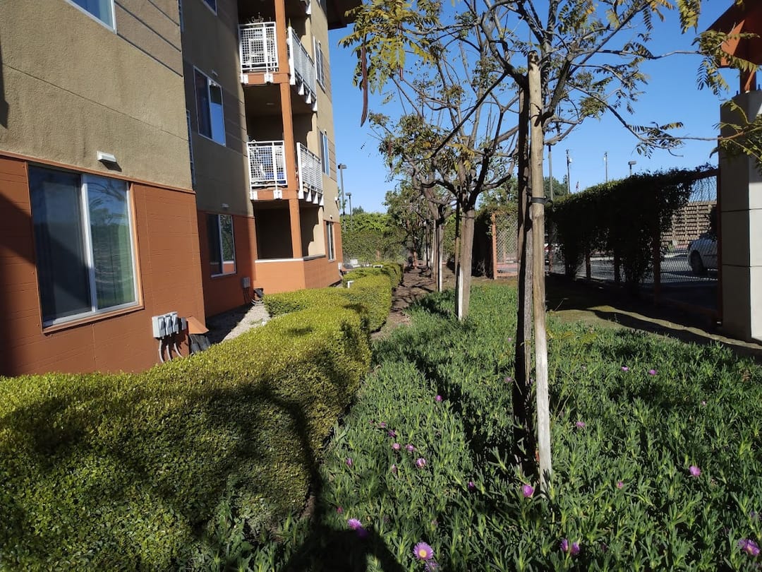 Photo of 4821 Compton Ave