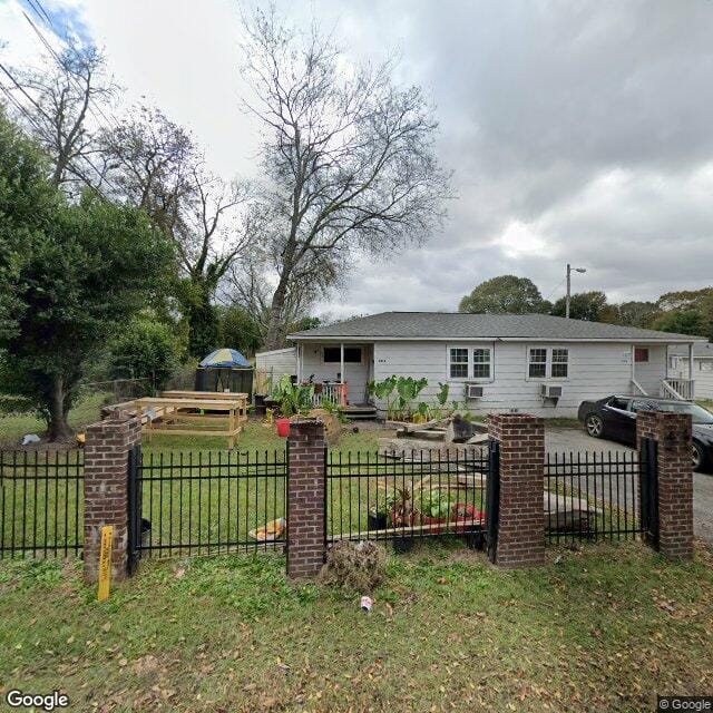 Photo of 2810 Churchill St