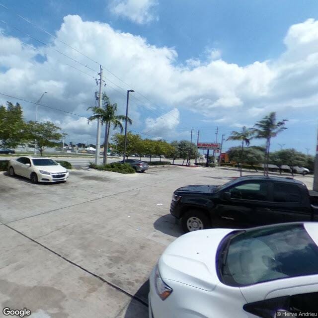 Photo of VALENCIA POINTE