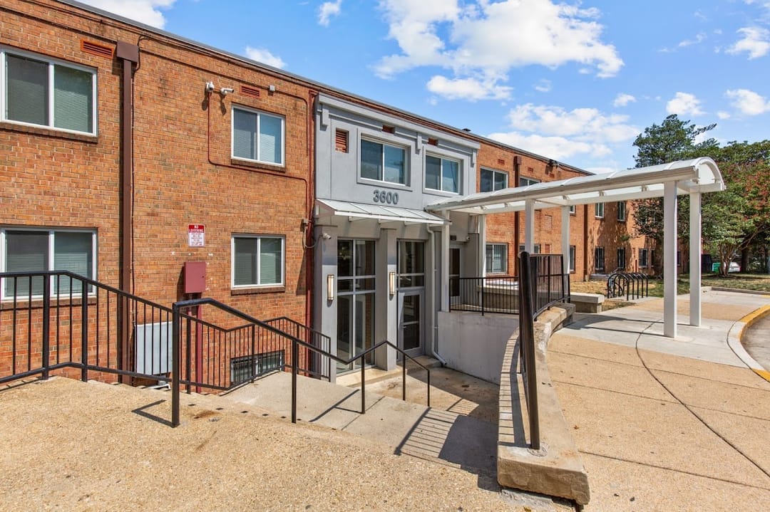 Photo of 1320 Anacostia Rd SE