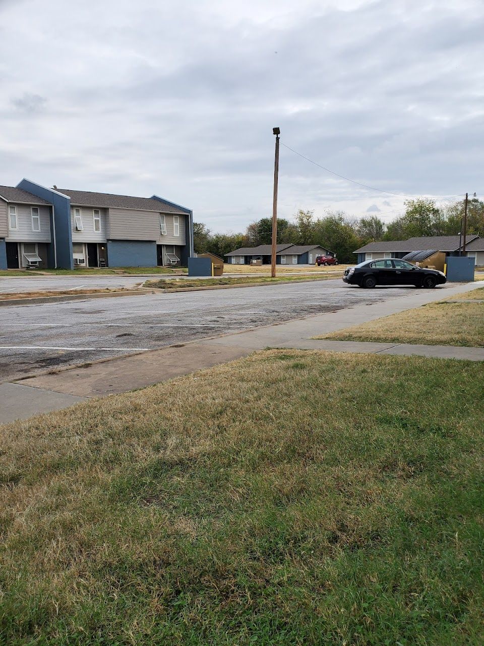 Photo of Apache Manor