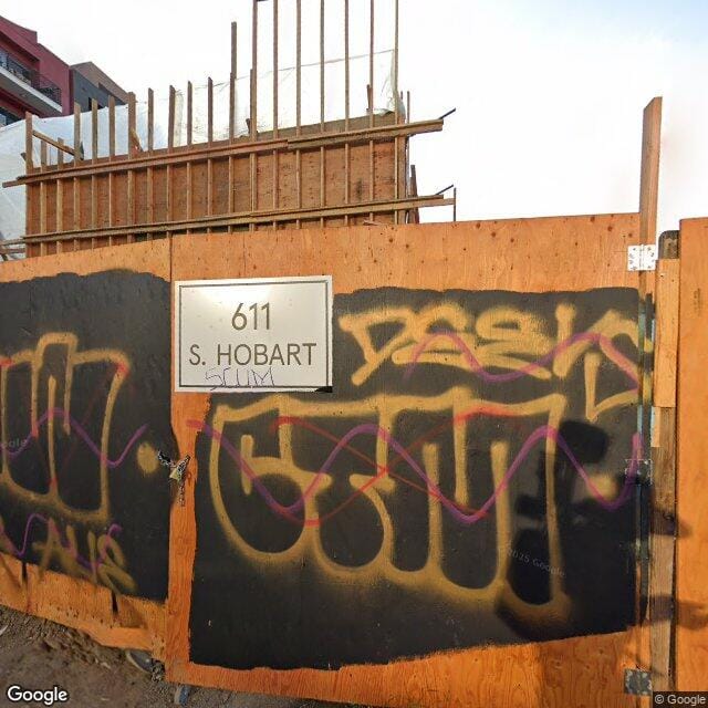 Photo of 611 S Hobart Blvd