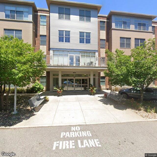 Photo of WOODCREST RETIREMENT RESIDENCE